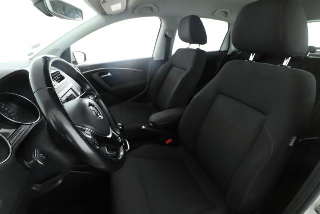 Volkswagen Polo image 2