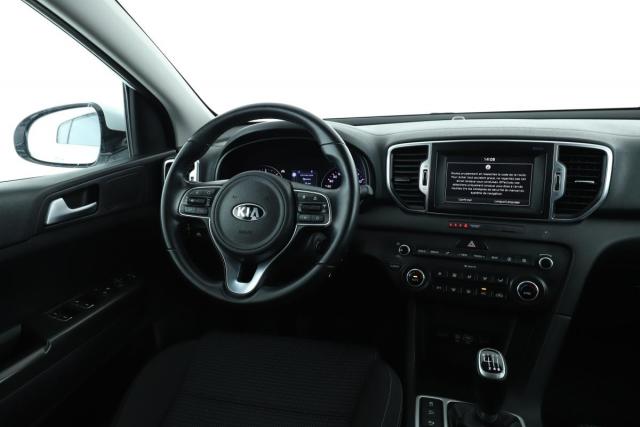 Kia Sportage image 9
