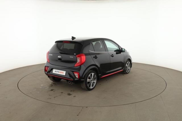 Kia Picanto image 9