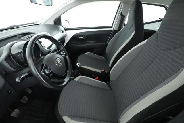 Toyota Aygo image 6