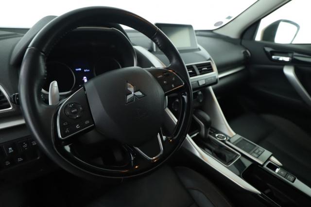 Mitsubishi Eclipse Cross image 9