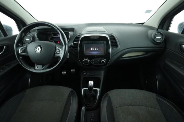 Renault Captur image 2