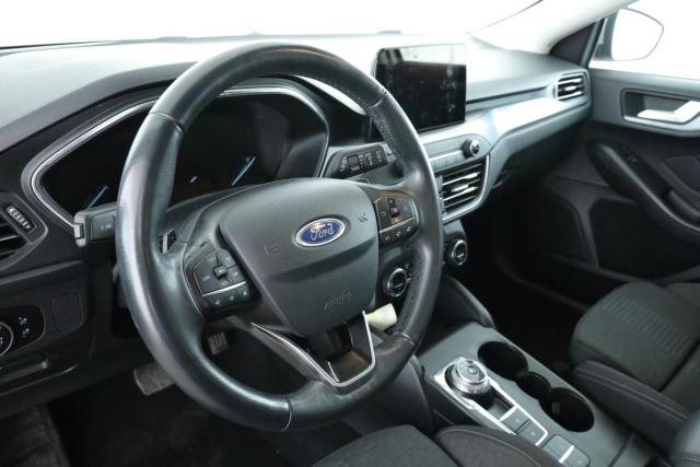 Ford Focus image 8