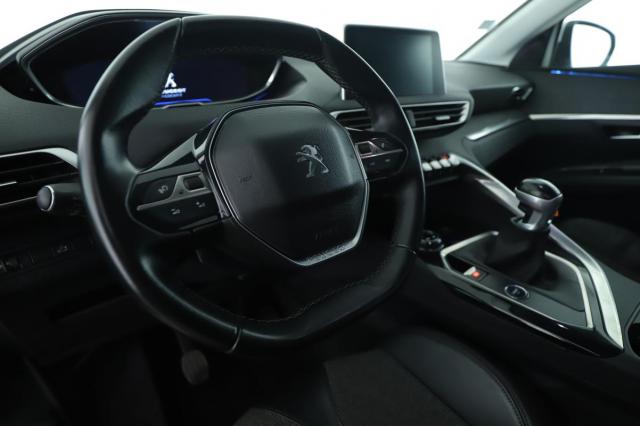 Peugeot 5008 image 8