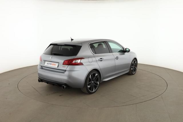 Peugeot 308 image 9