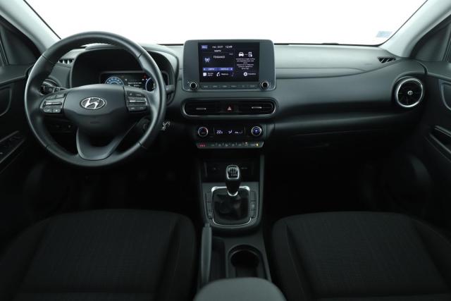Hyundai Kona image 9