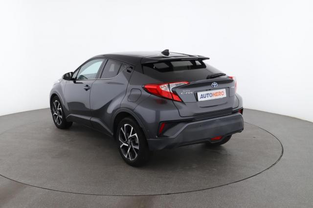 Toyota C-Hr image 7