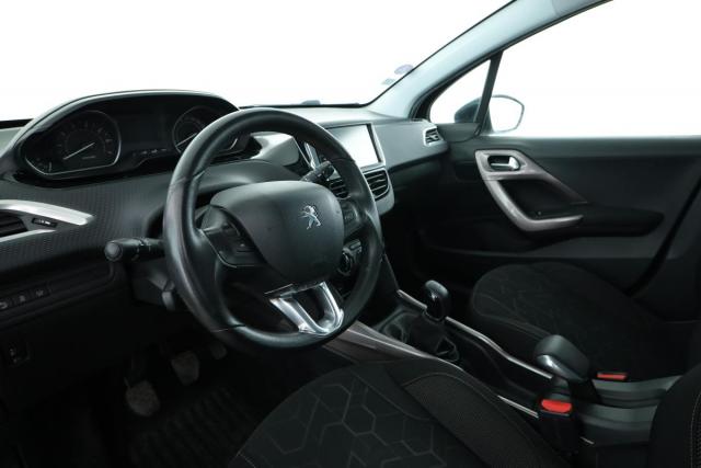 Peugeot 2008 image 7