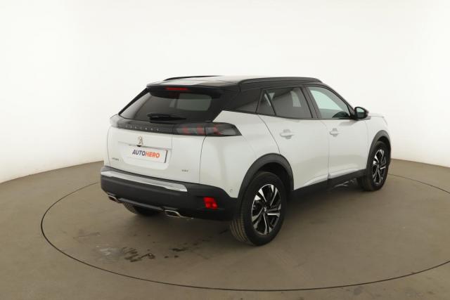 Peugeot 2008 image 8