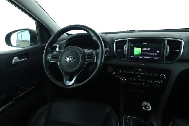 Kia Sportage image 2