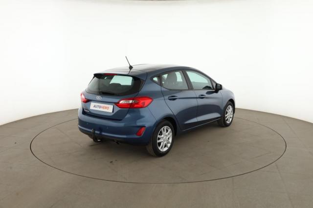 Ford Fiesta image 9