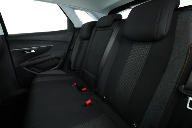 Peugeot 3008 image 6