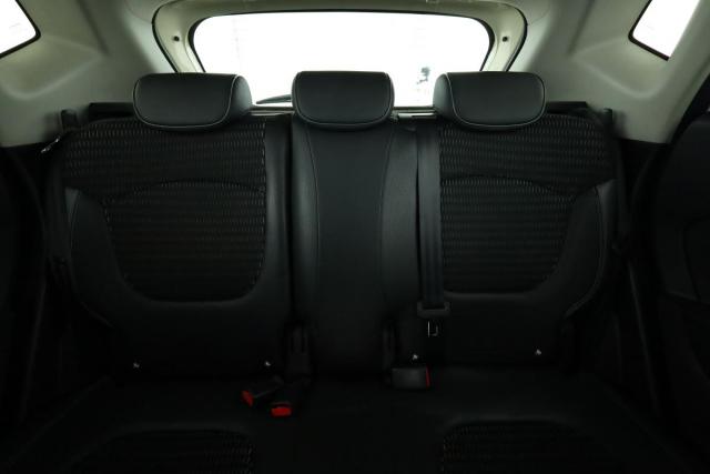 Renault Captur image 1