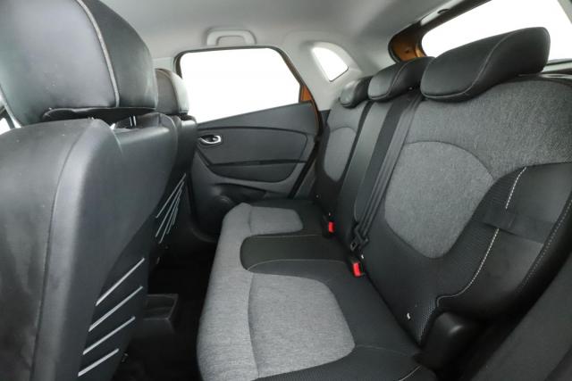 Renault Captur image 2