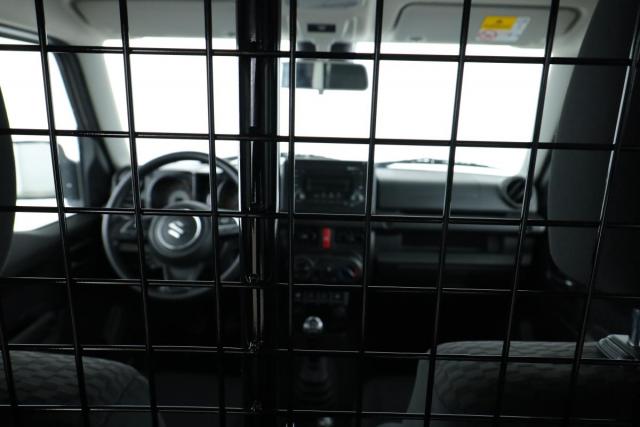 Suzuki Jimny image 4
