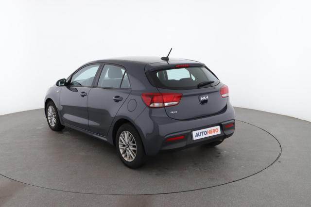 Kia Rio image 2