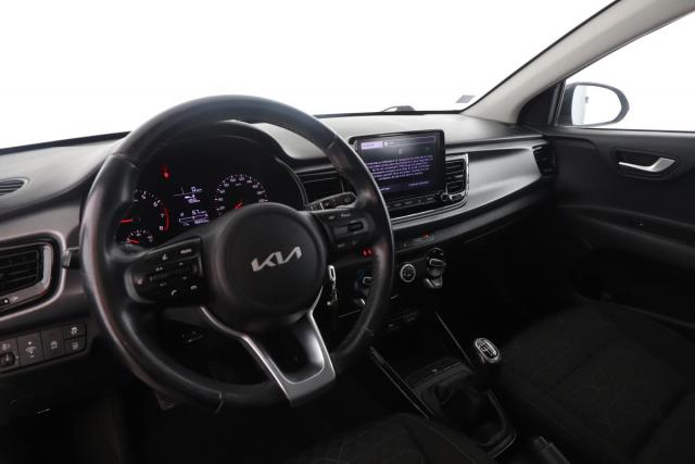 Kia Rio image 6