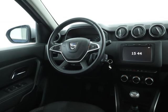 Dacia Duster image 4
