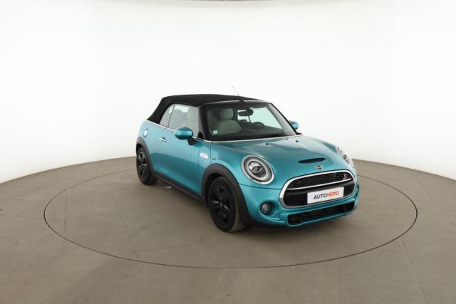 Mini Cabrio image 2