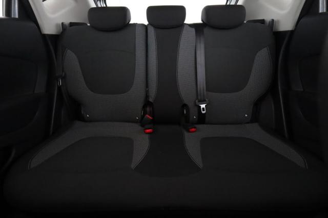 Renault Captur image 9