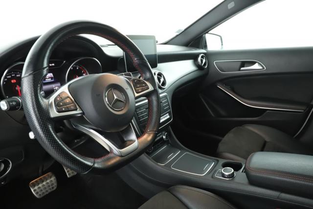 Mercedes Benz Gla image 3