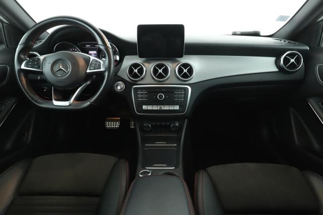 Mercedes Benz Gla image 5
