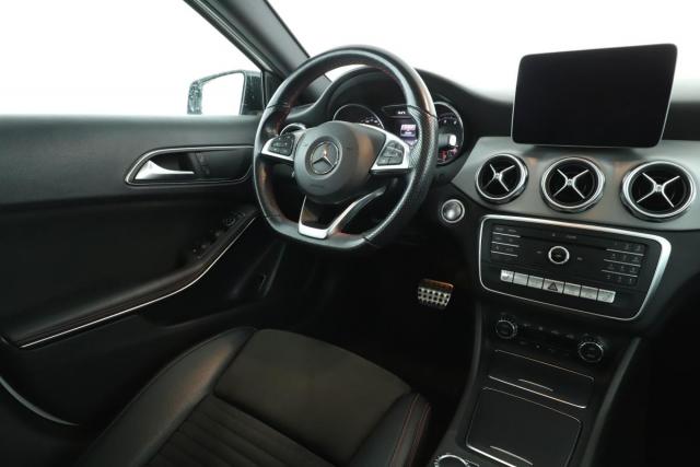 Mercedes Benz Gla image 4