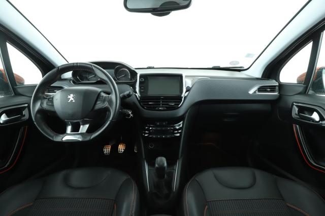 Peugeot 208 image 4