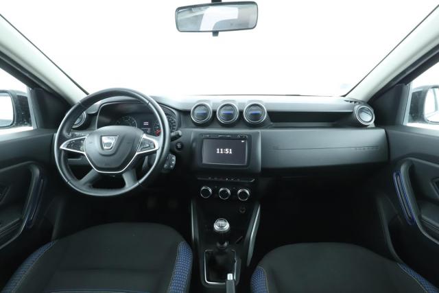 Dacia Duster image 1