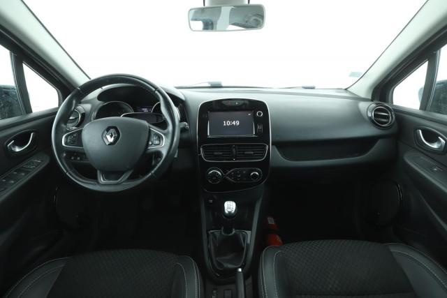 Renault Clio Estate image 3