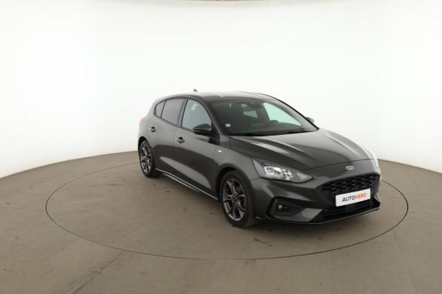 Ford Focus image 9