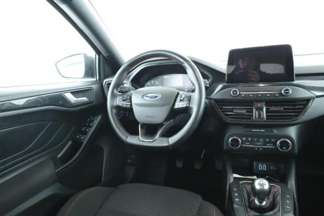 Ford Focus image 5