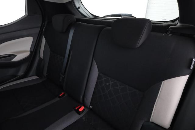 Nissan Micra image 9