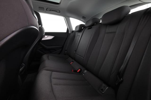 Audi A4 Avant image 6