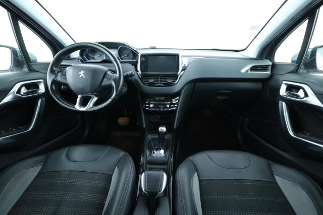 Peugeot 2008 image 7