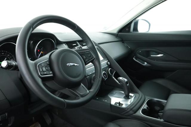 Jaguar E-Pace image 3