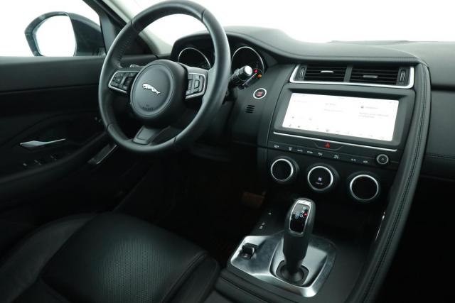 Jaguar E-Pace image 9