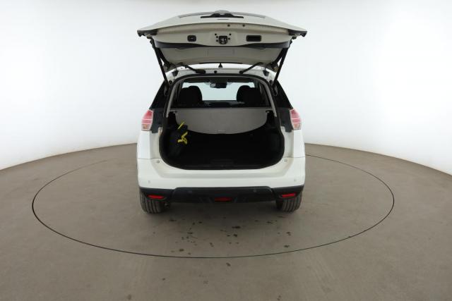 Nissan X-Trail image 9