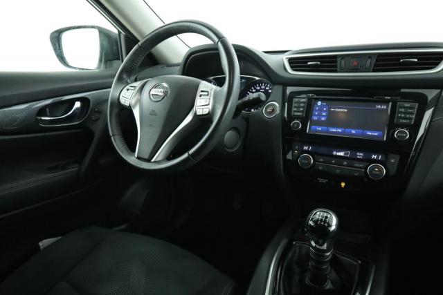 Nissan X-Trail image 8