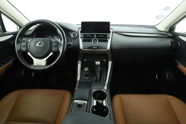 Lexus Nx image 2