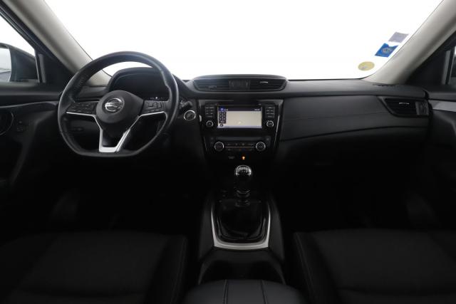 Nissan X-Trail image 8