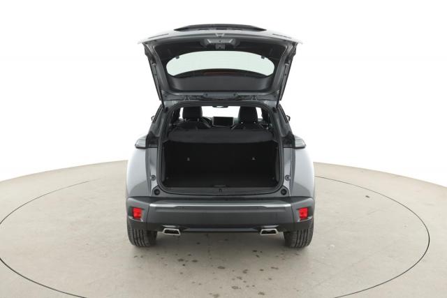 Peugeot 2008 image 2