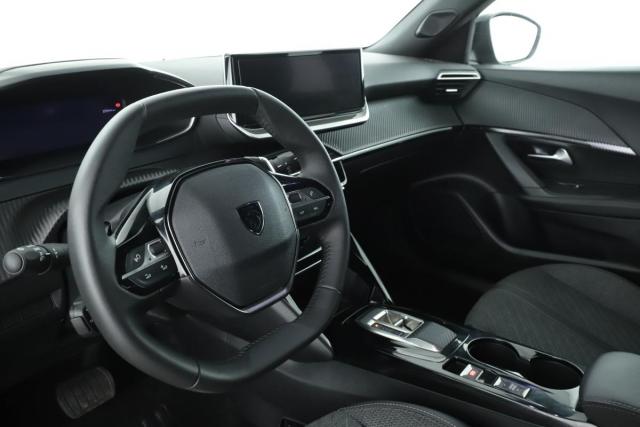 Peugeot 2008 image 9