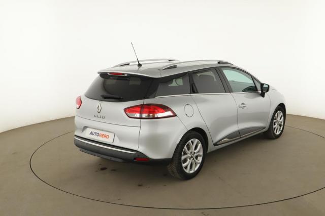 Renault Clio Estate image 5