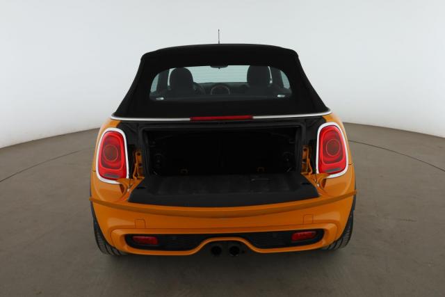 Mini Cabrio image 9