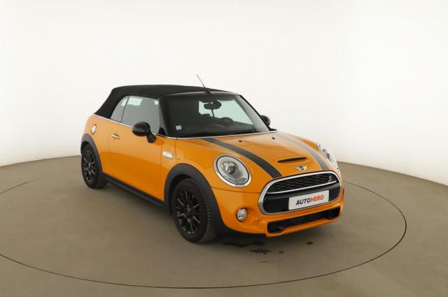 Mini Cabrio image 1