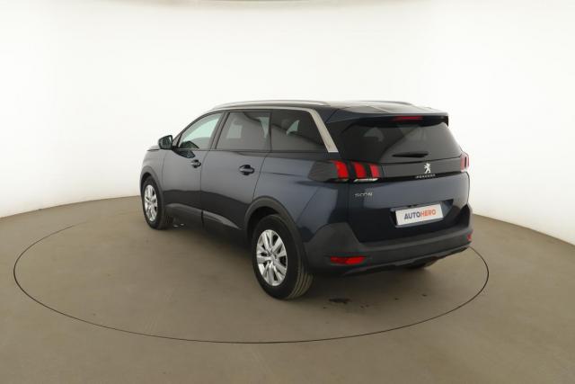 Peugeot 5008 image 9