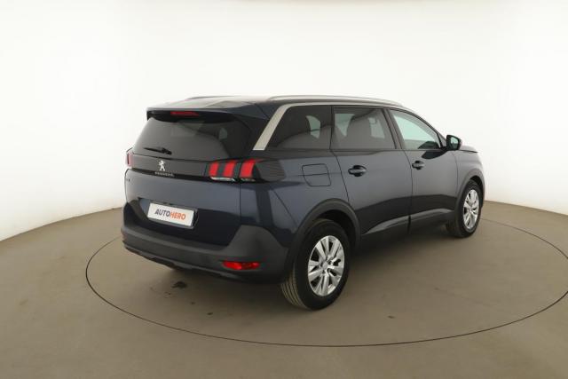 Peugeot 5008 image 7