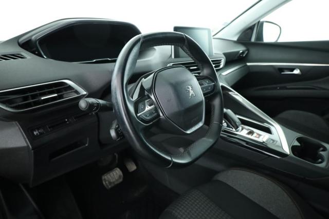 Peugeot 5008 image 4