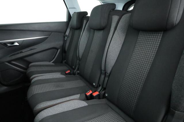 Peugeot 5008 image 5